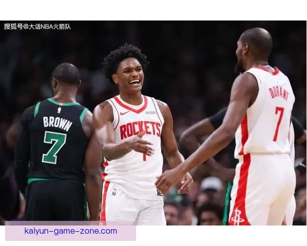 开拓者三年重选内线美媒推荐二米六大前锋争夺上场机会